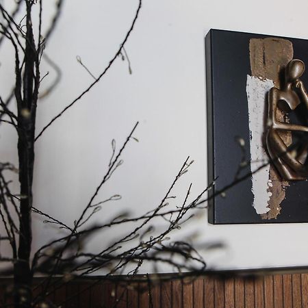 Barneys B&B Черкола Екстериор снимка