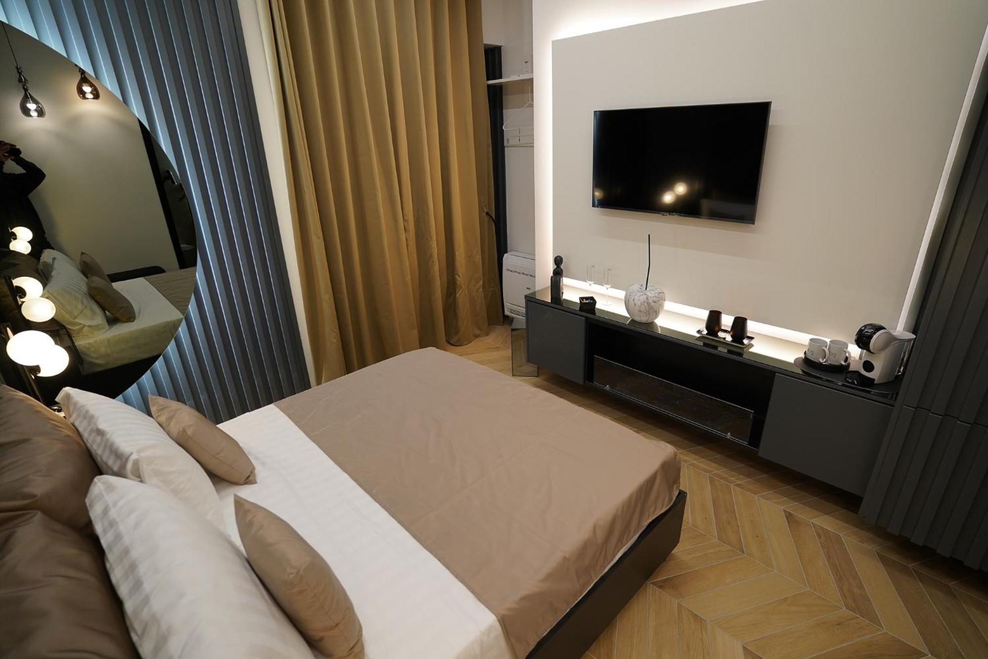Barneys B&B Черкола Екстериор снимка