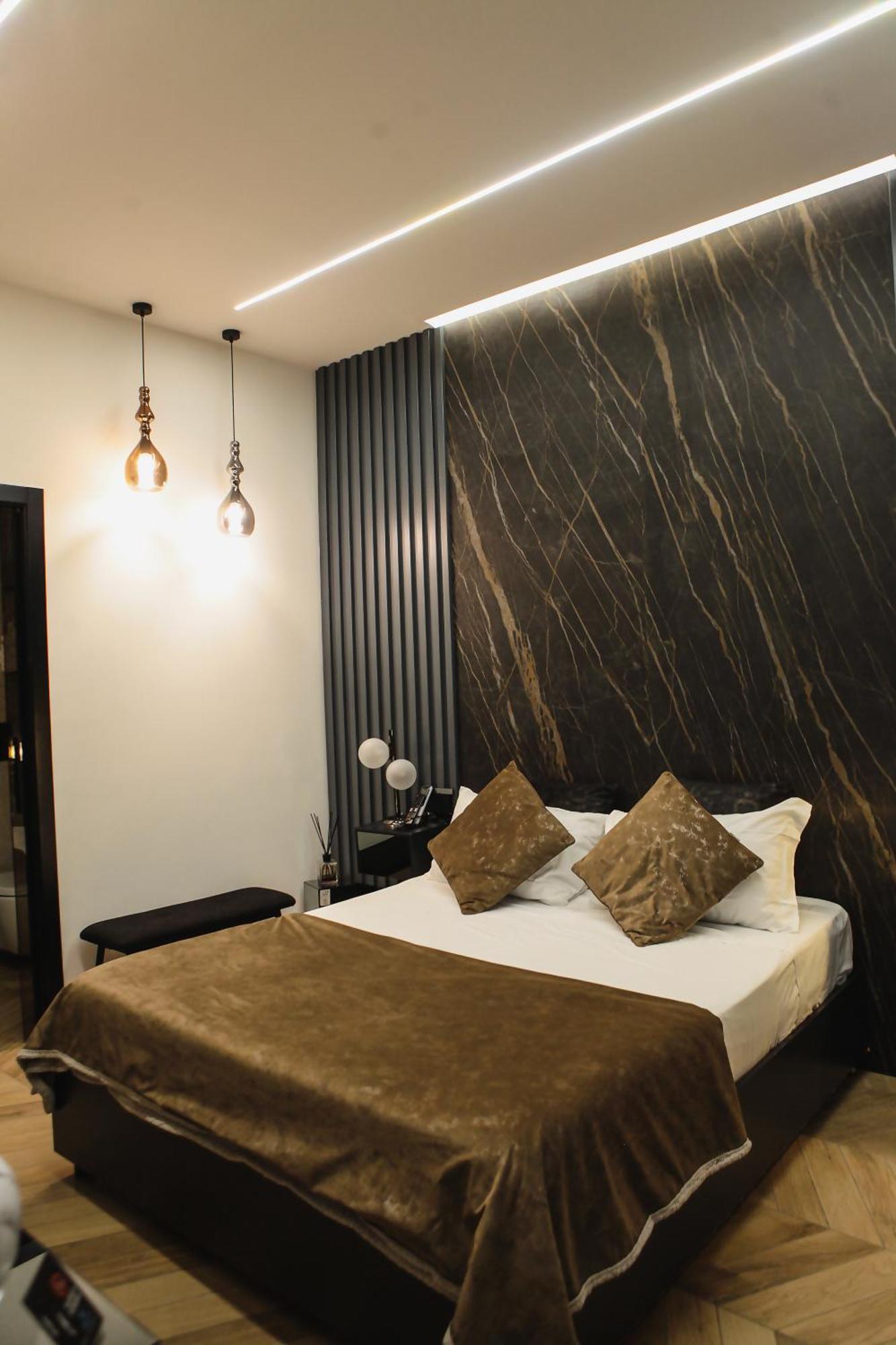 Barneys B&B Черкола Екстериор снимка